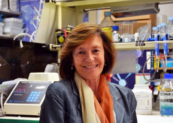 La Dra. Carmen Guaza impartió la conferencia: “Esclerosis Múltiple: una mirada actual a la enfermedad de las mil caras”, en el Museo de la Ciencia de Valladolid